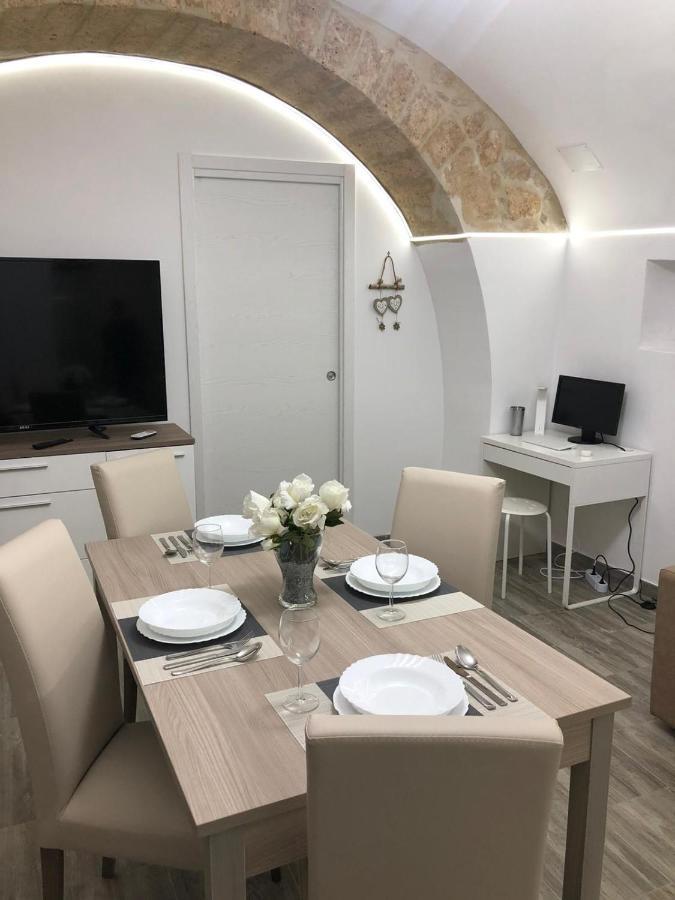 Villa Dimora Vittoria à Bari Extérieur photo